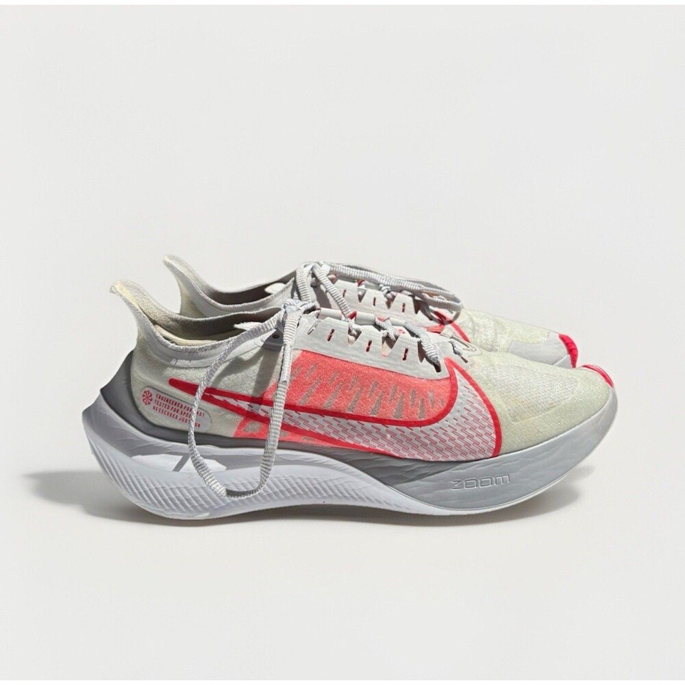 Nike Zoom Gravity Women's 8 Pure Platinum Red Orbit Running Shoe BQ3203-003